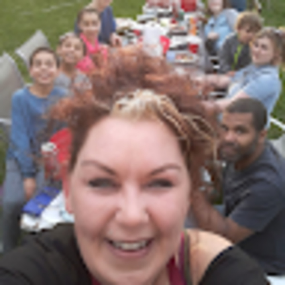 Meet your Posher, April